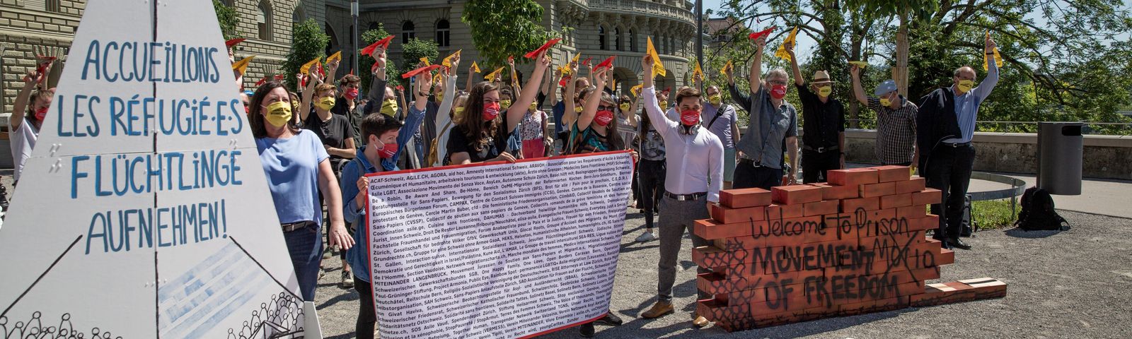 Ăśbergabe der Petition evakuierenJETZT